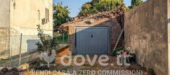 4 bedrooms Villa in Ferrara, Italy No. 379605 12