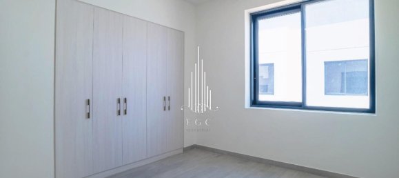 2 bedrooms Townhouse in Yas Island, UAE No. 25782 7