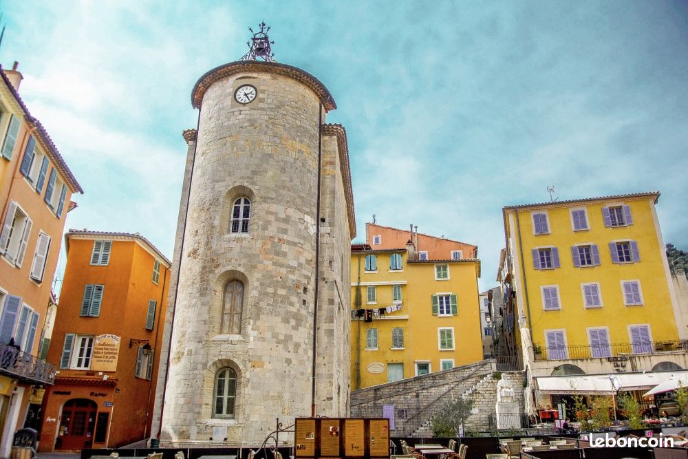 1 bedroom Apartment in Hyeres, France No. 328128