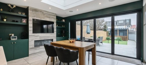 4 bedrooms Commercial property in Sutton, United Kingdom No. 13438 4