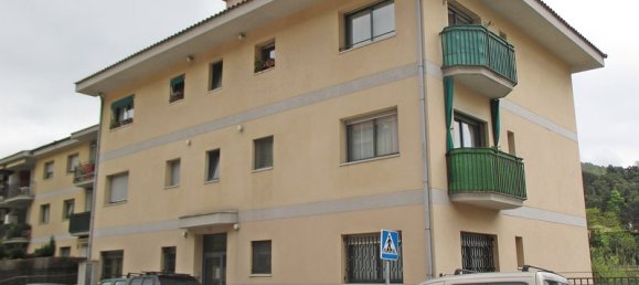 Apartamento de 3 dormitorios en Gerona, Spain No. 135460 2
