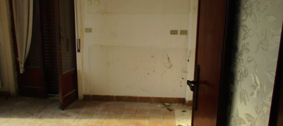 4 bedrooms Apartment in Pozzuoli, Italy No. 357514 32