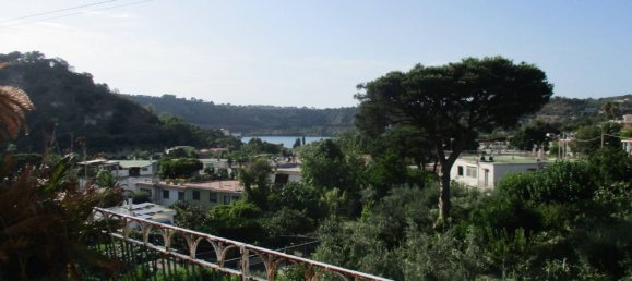 4 bedrooms Apartment in Pozzuoli, Italy No. 357514 14