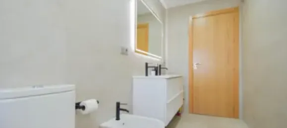 Apartamento de 2 dormitorios en Granada, Spain No. 176336 13
