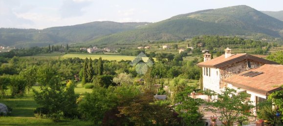 5 rooms Villa in Verona, Italy No. 35339 15