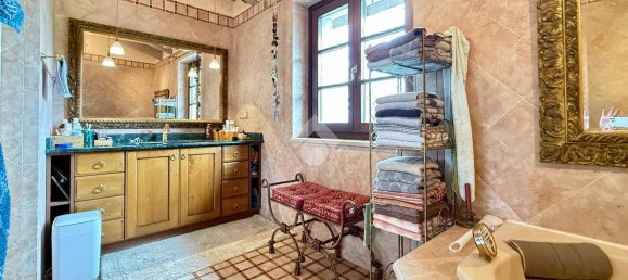 5 rooms Villa in Verona, Italy No. 35339 40