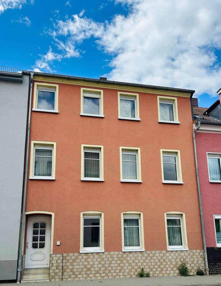 8 bedrooms Townhouse in Leipzig, Germany No. 234176