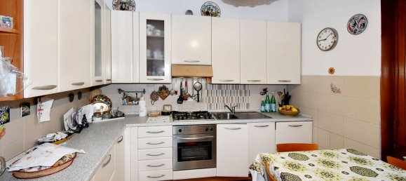 4-salle Villa à San Giuliano Milanese, Italy No. 19685 2