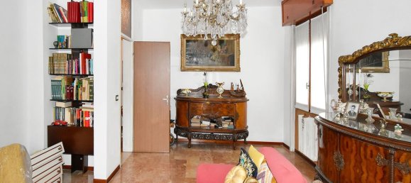 4-salle Villa à San Giuliano Milanese, Italy No. 19685 21