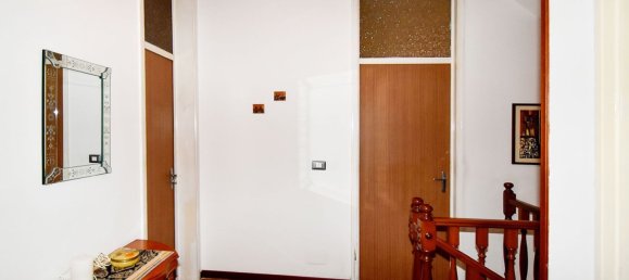 4-salle Villa à San Giuliano Milanese, Italy No. 19685 22