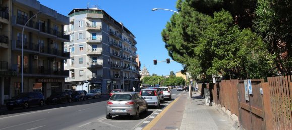 5 bedrooms Apartment in Cagliari, Italy No. 355048 3