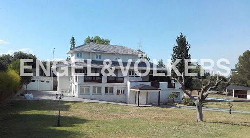 7 bedrooms Villa in San Sebastian de los Reyes, Spain No. 224527