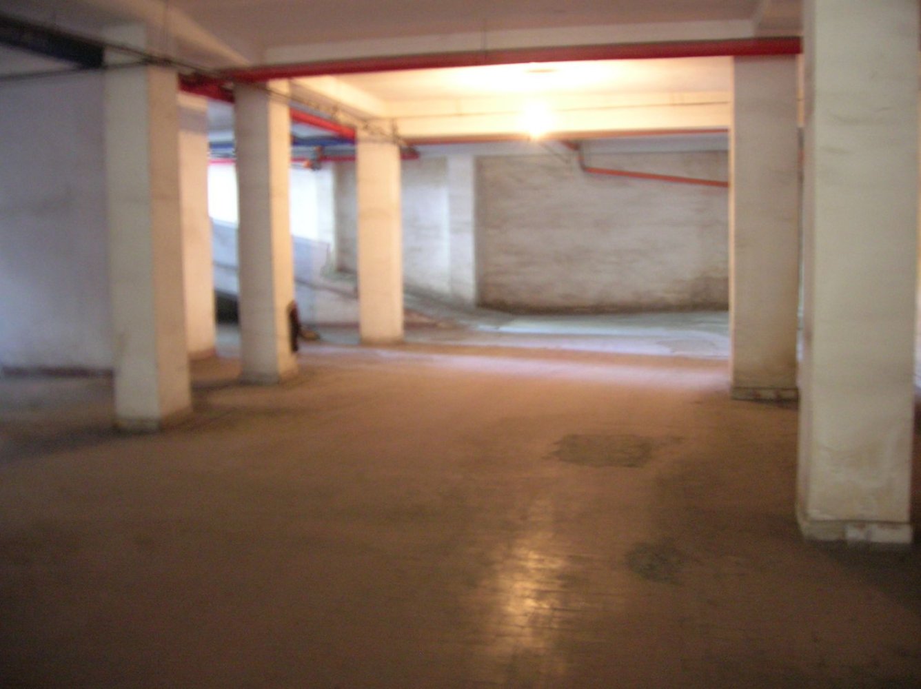 500m² Garage in Foggia, Italy No. 254799