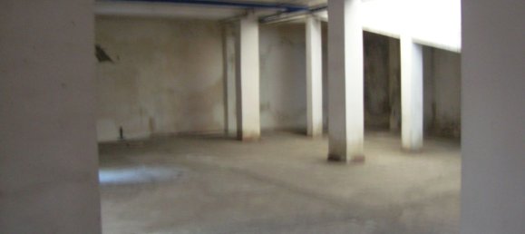 500m² Garage in Foggia, Italy No. 254799 2