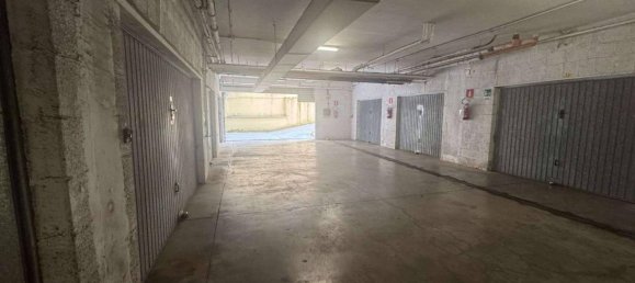 Garage in Rome, Italy 17m², Nr. 38590 6