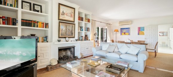 6 bedrooms Villa in Estepona, Spain No. 4643 11