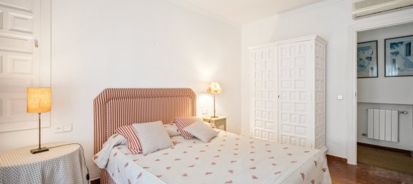 6 bedrooms Villa in Estepona, Spain No. 4643 13