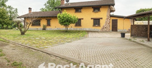 5-salle Villa à Gropello Cairoli, Italy No. 12317 19