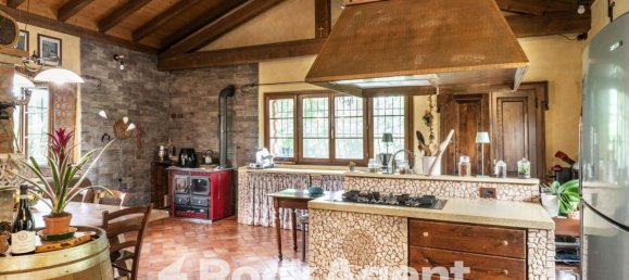 5-salle Villa à Gropello Cairoli, Italy No. 12317 39