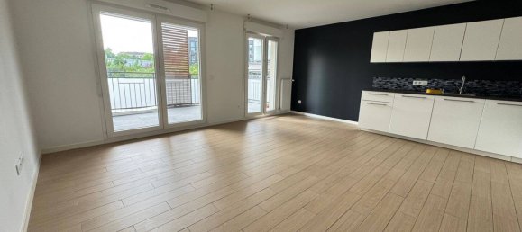 2 chambres Appartement à Rosny-sous-Bois, France No. 334219 4