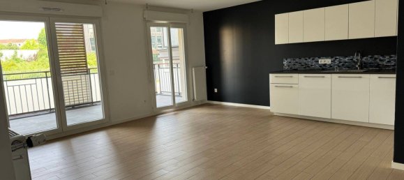 2 chambres Appartement à Rosny-sous-Bois, France No. 334219 7