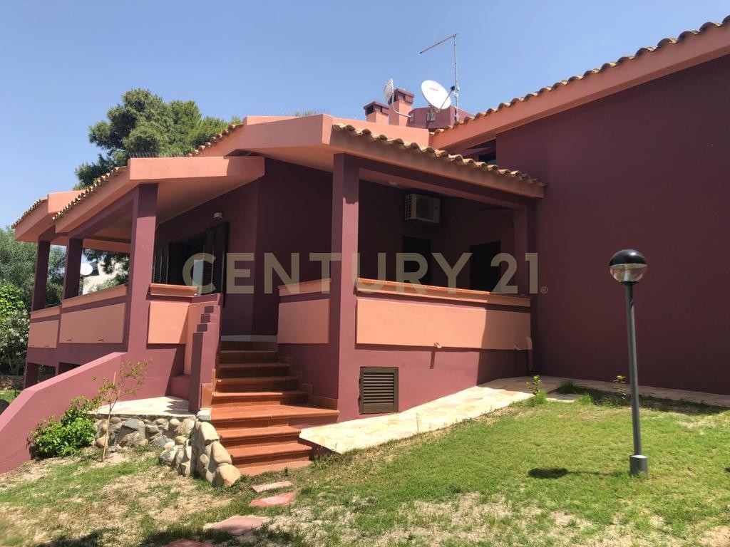 7 Schlafzimmer Villa in Quartu Sant'Elena, Italy, Nr. 41272