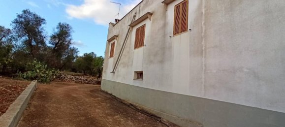 Вилла с 5 комнатами в Челье Мессапика, Италия № 37045 13