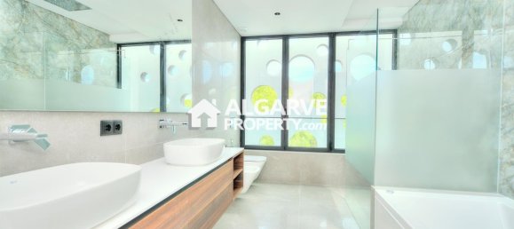 4 bedrooms House in Quarteira, Portugal No. 117874 23