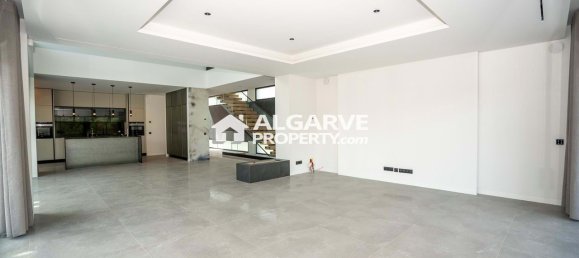 4 bedrooms House in Quarteira, Portugal No. 117874 7