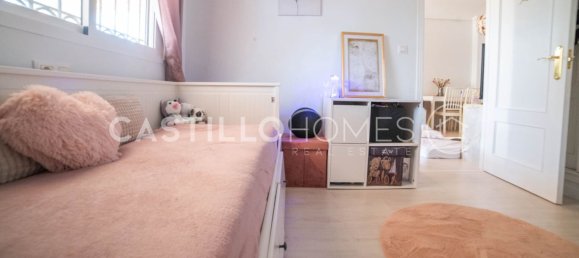 Bungalow de 2 dormitorios en Alicante, Spain No. 186342 48