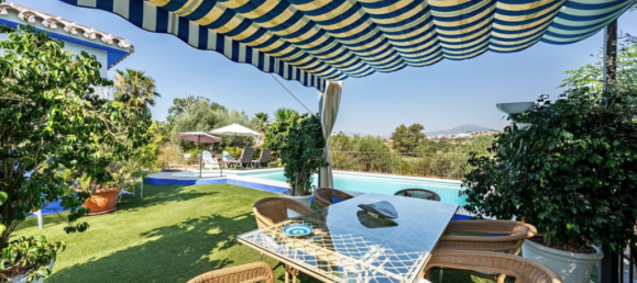 4 bedrooms House in Coin, Spain No. 276659 2