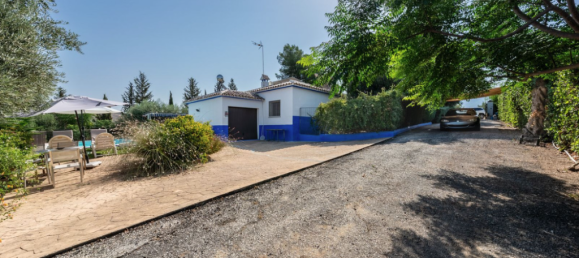 4 bedrooms House in Coin, Spain No. 276659 8