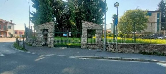 Terreno en Albavilla, Italy 1350 m² No. 296748 5