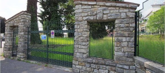 Terreno en Albavilla, Italy 1350 m² No. 296748 2