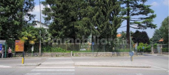 Terreno en Albavilla, Italy 1350 m² No. 296748 9