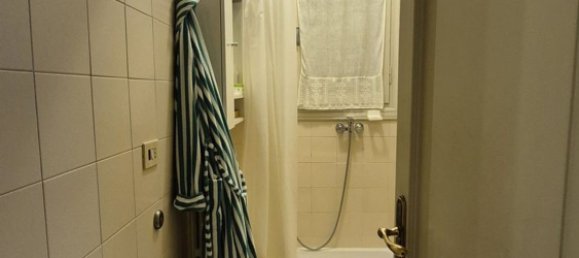 Apartamento de 4 dormitorios en Reggio Emilia, Italy No. 315975 29