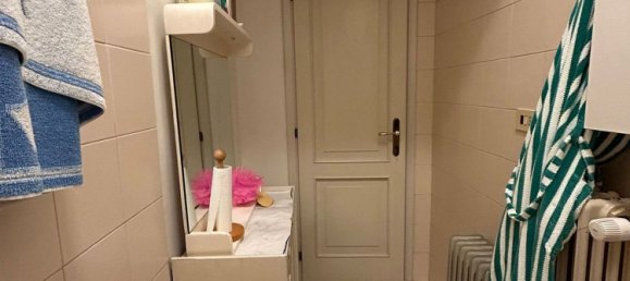 Apartamento de 4 dormitorios en Reggio Emilia, Italy No. 315975 13