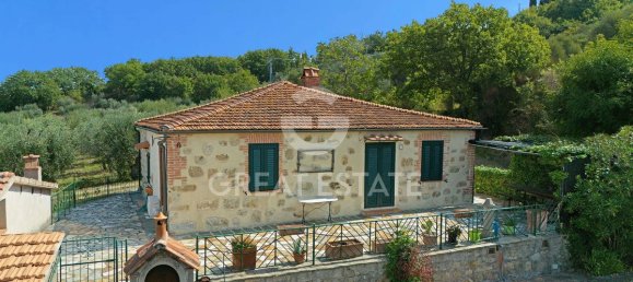 2 bedrooms Apartment in Castiglione d'Orcia, Italy No. 320322 9