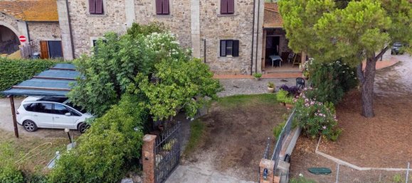 3غرفة شقة في Piombino, Italy رقم 221092 26