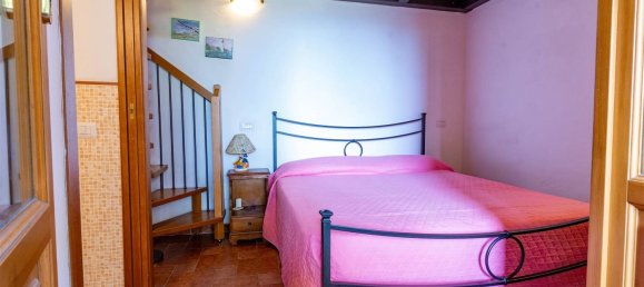 3غرفة شقة في Piombino, Italy رقم 221092 17