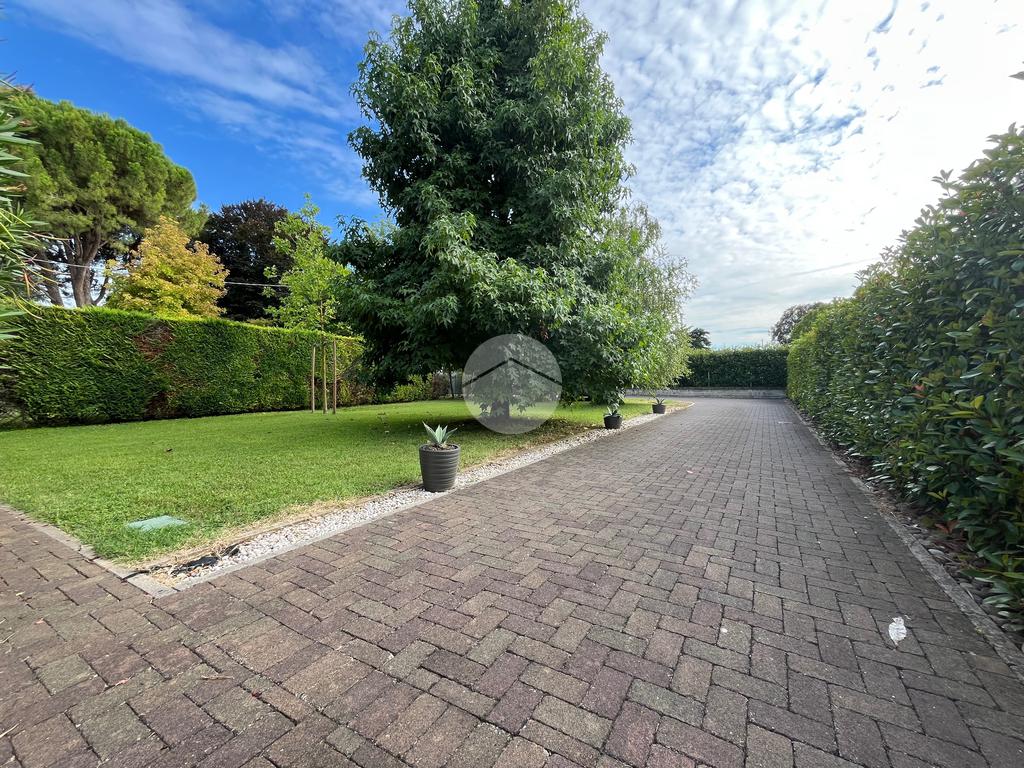 3 chambres Villa à Saonara, Italy No. 309920