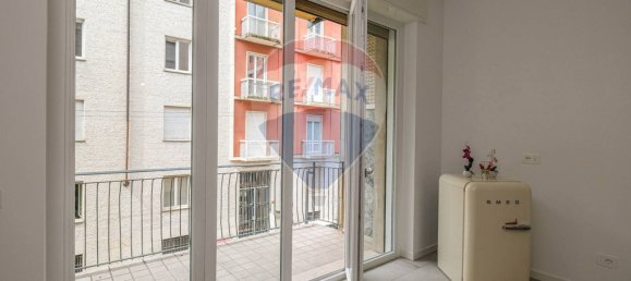 3 Schlafzimmer Wohnung in Bergamo, Italy, Nr. 52587 5