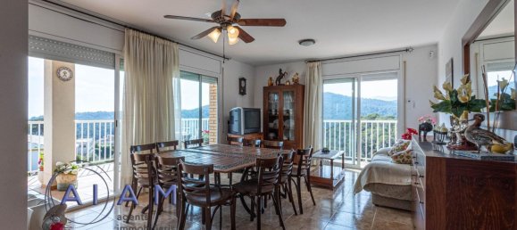 3 Schlafzimmer Haus in Santa Susanna, Spain, Nr. 105062 4