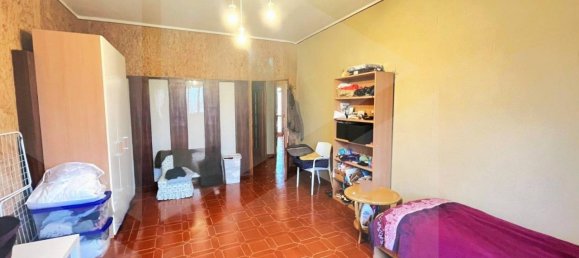 5-Zimmer Wohnung in Bari, Italy, Nr. 22872 18