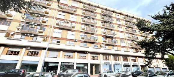 5-Zimmer Wohnung in Bari, Italy, Nr. 22872 22