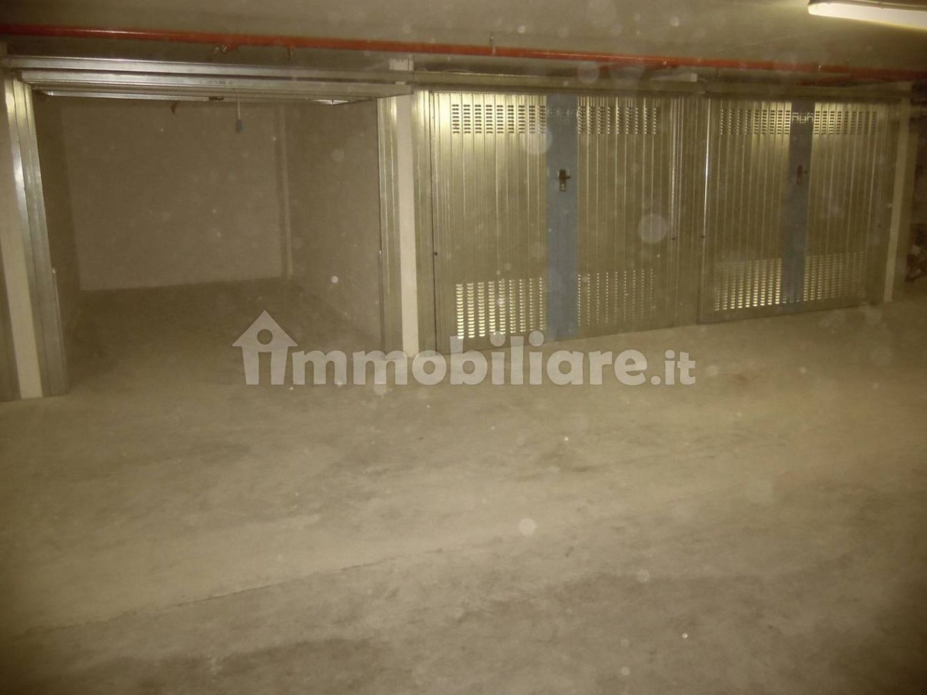 Гараж 15м² в Монца, Италия № 53617