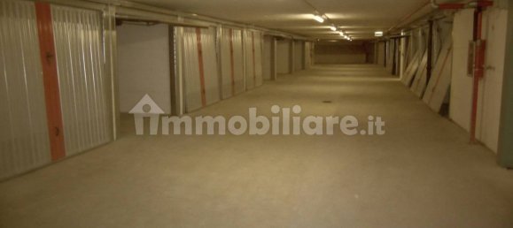 Гараж 15м² в Монца, Италия № 53617 9