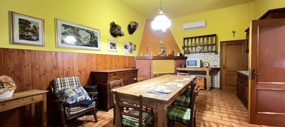 8-salle Villa à San Miniato, Italy No. 121974 4