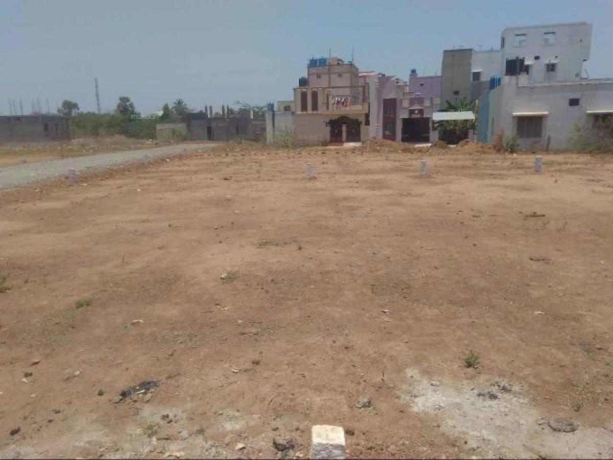 Land in Vellore, India No. 31612