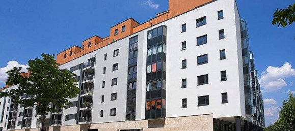 126m² Commercial property in Stuttgart, Germany No. 65013 2